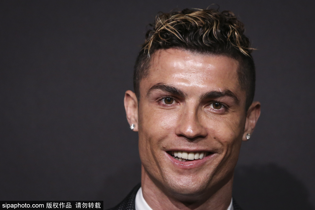 萨内蒂谈何塞普车祸事件：意外总是难免的，我们都会支持他（萨内蒂谈何塞普遭遇车祸：意外难免，我们会共同支持他）