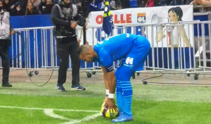 前埃及队队友：利物浦的问题不在于萨拉赫，而在于整个球队