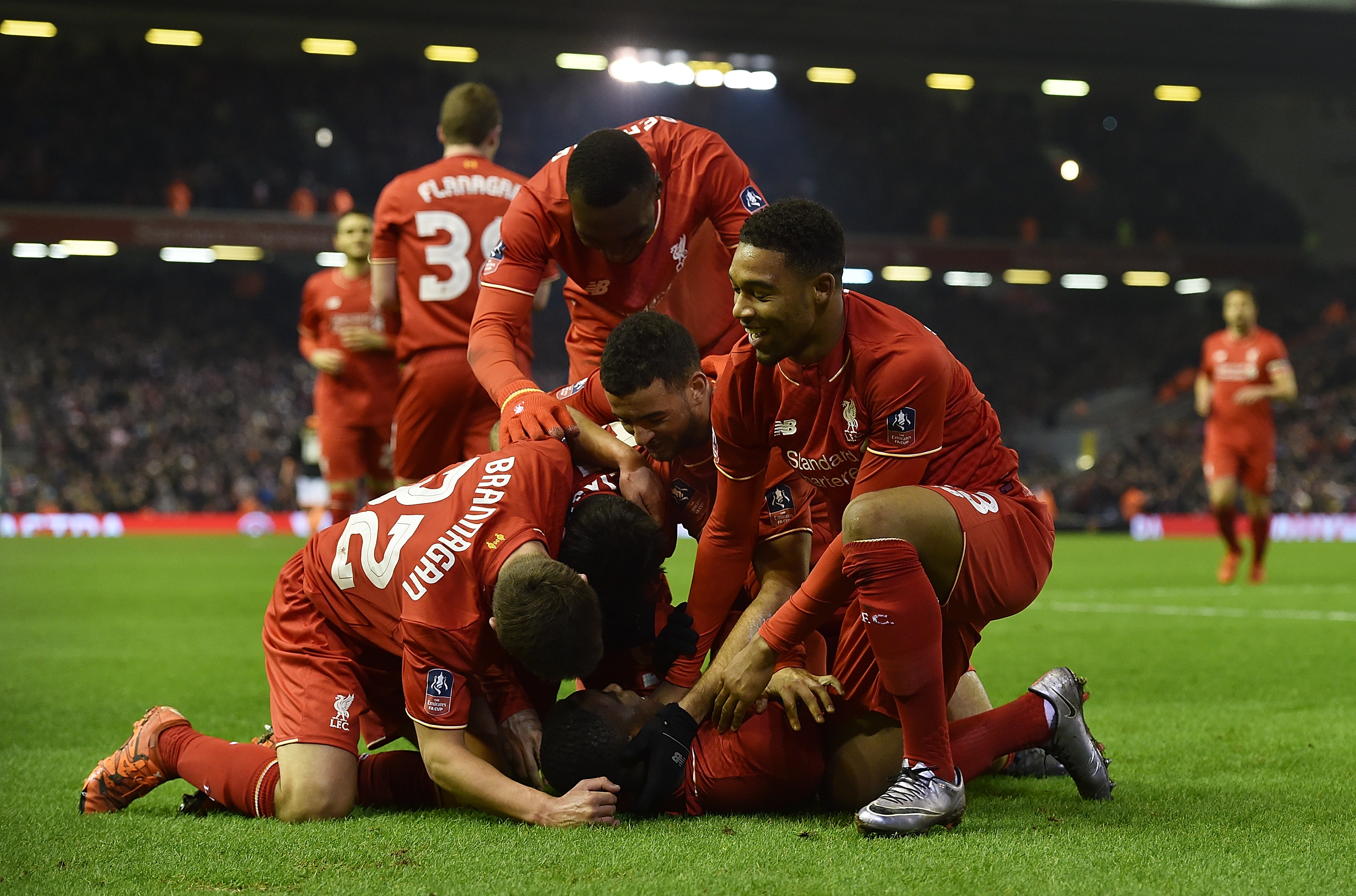 范戴克：伊萨克加入球队以来过得不轻松，但他的能力有目共睹（范戴克：伊萨克加盟后并不轻松，但他的实力毋庸置疑）