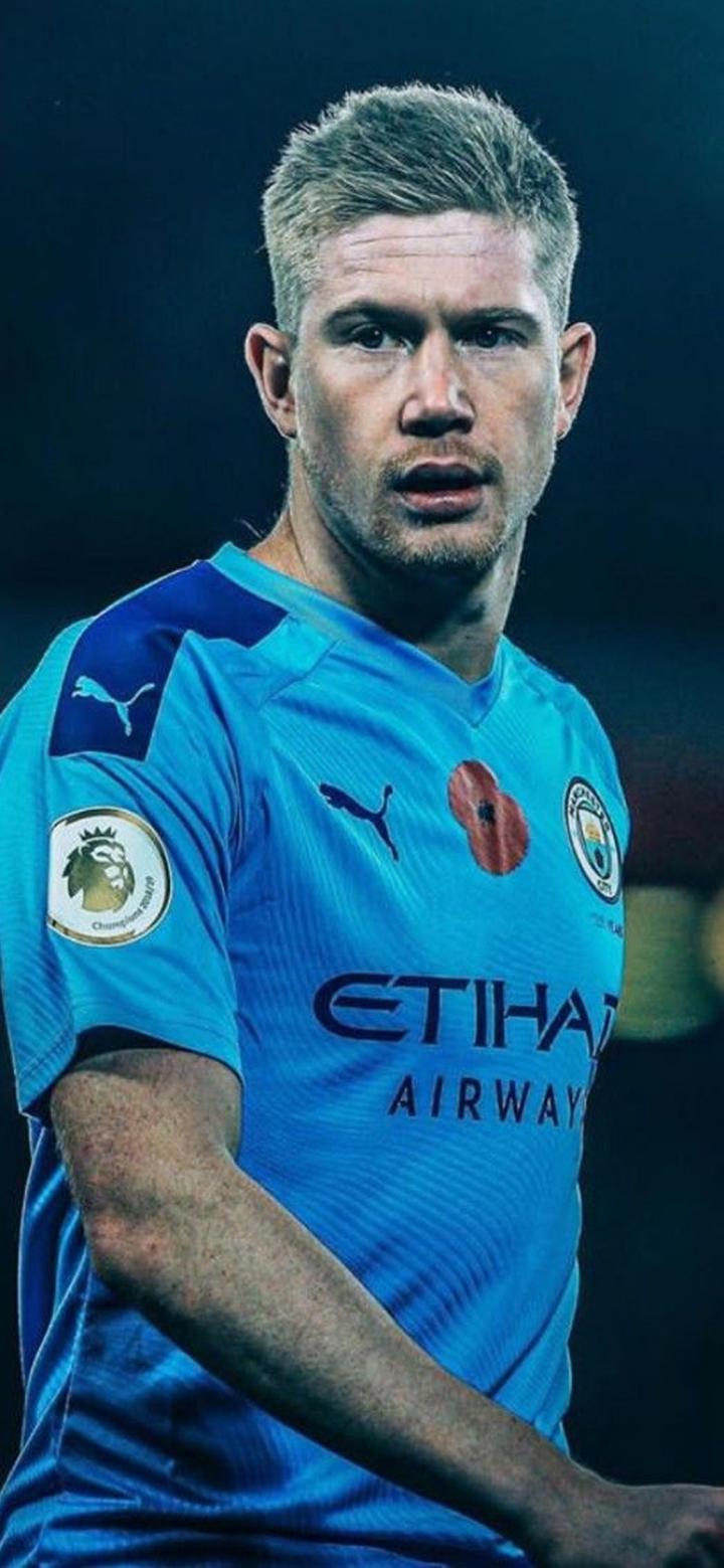 疯狂的足球：米兰门神迈尼昂的盘带合集（足坛狂潮：AC米兰门将迈尼昂盘带集锦）