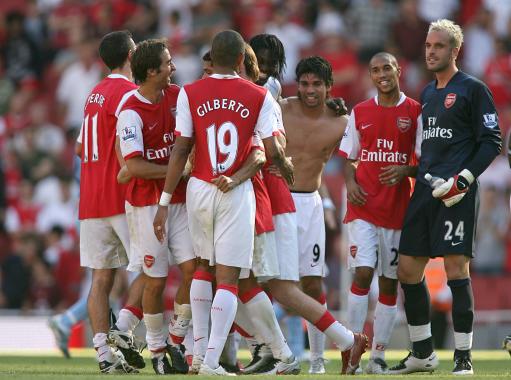 塔：阿森纳有主场球迷和定位球的优势，也许正是这决定了结果（塔帅：主场氛围与定位球优势或成阿森纳胜负手）