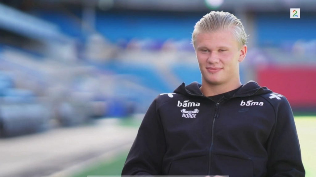 黄希扬：向余望在国奥遭受巨大质疑，归队后每个人都在鼓励他（黄希扬：向余望在国奥饱受质疑，归队后全队给予鼓励）