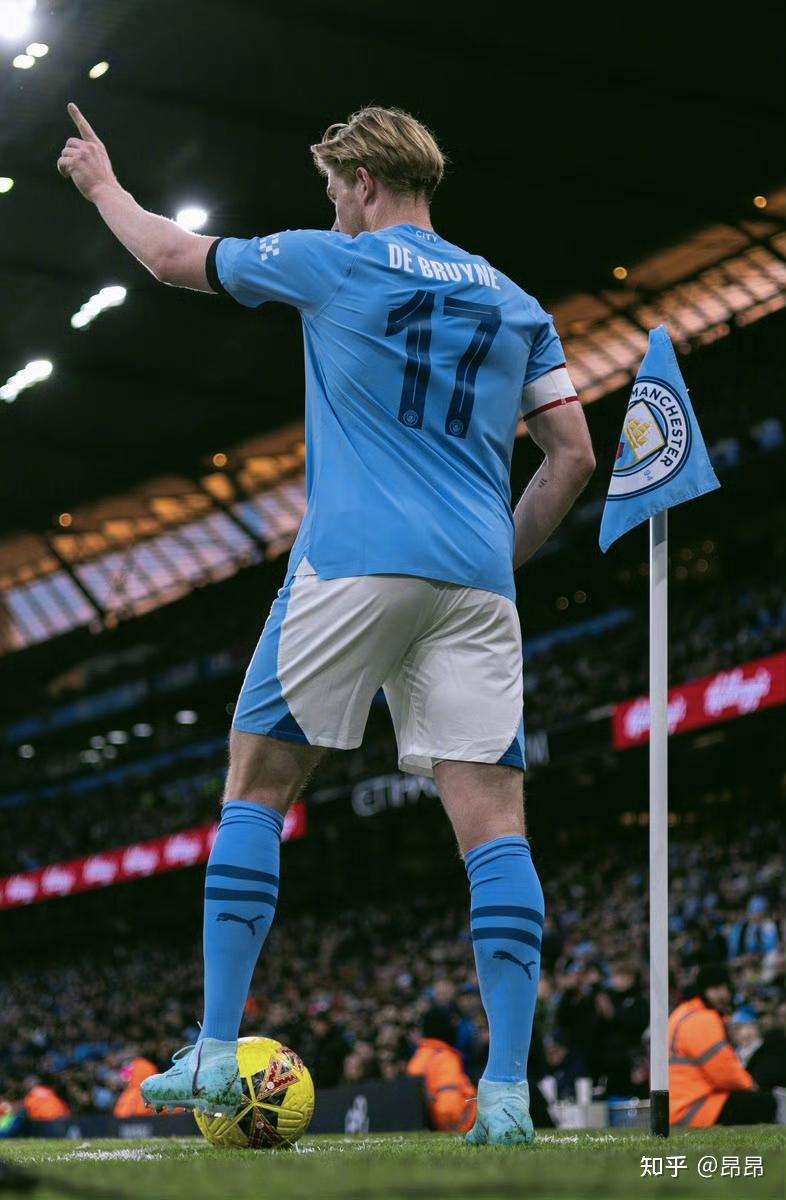 AC米兰内线强攻摧毁对手（AC米兰中路强攻击溃对手）