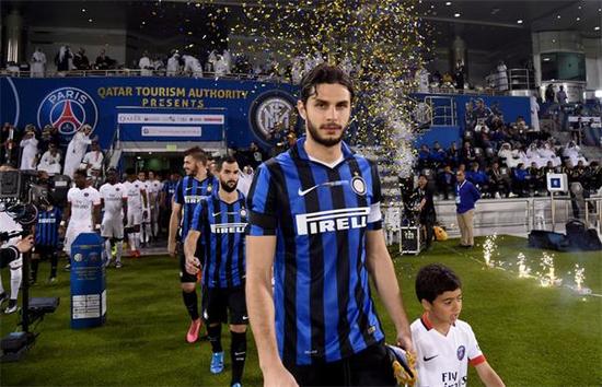 米体：莫拉塔妻子被发现已不再佩戴婚戒，二人感情陷入危机（米体：莫拉塔妻子被指已摘婚戒，两人关系生变）