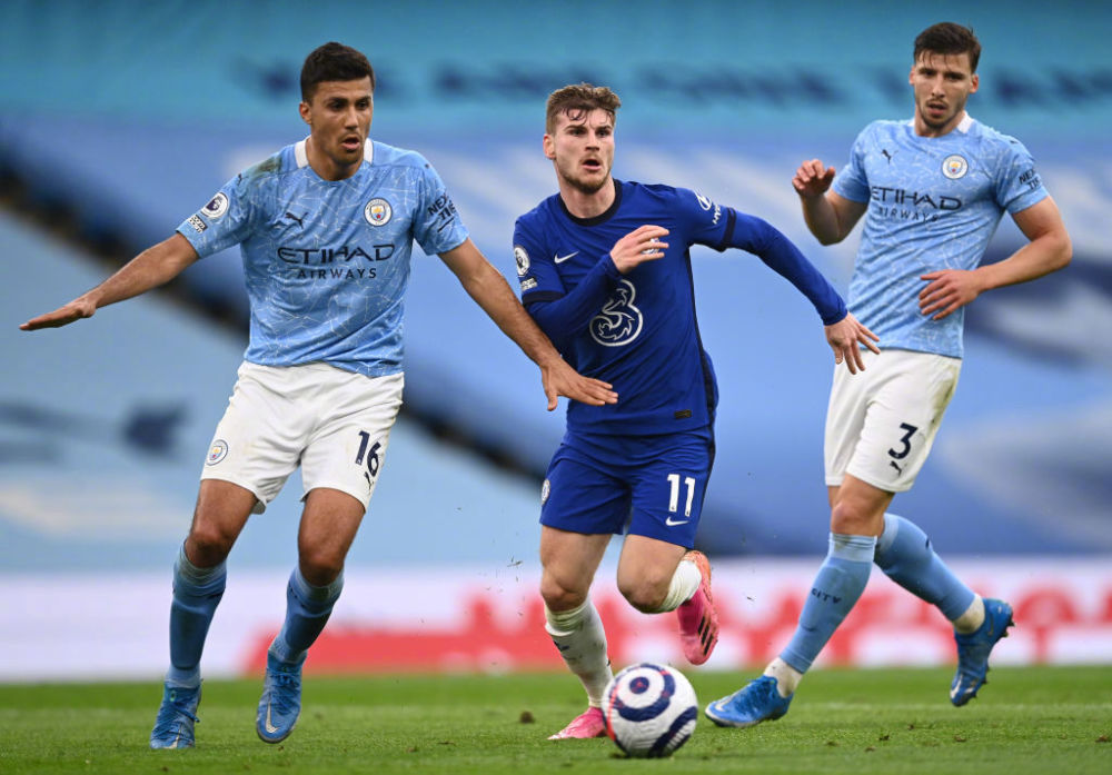 穆里尼奥：执教与评论教练是两回事，而评论别人总是容易的（穆里尼奥：执教与评教两码事，议论他人永远更容易）