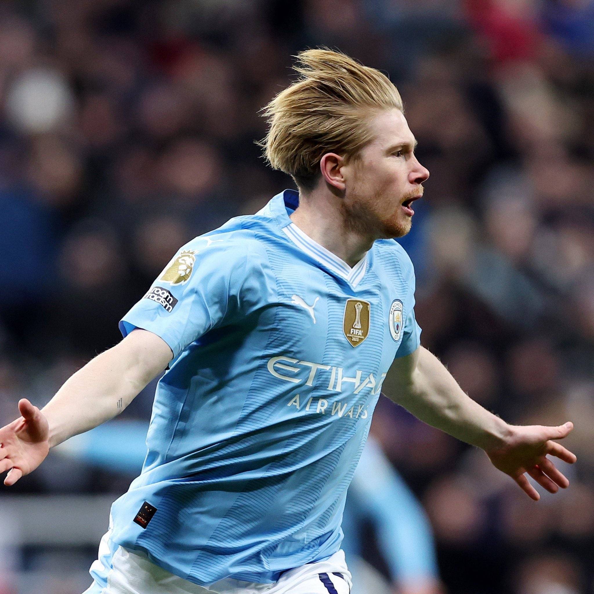 TA：纽卡继续在欧冠中高歌猛进；丹-伯恩的头球破门无与伦比（TA：纽卡欧冠势如破竹，丹-伯恩一记头槌惊艳全场）